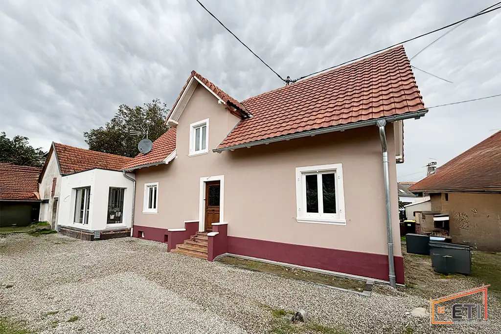 Installation réalisée par ETI - Elsass Travaux Immobilier - Ravalement de façade réalisé à Kilstett, Bas-Rhin, Grand-Est Installation réalisée par ETI - Elsass Travaux Immobilier - Ravalement de façade réalisé à Kilstett, Bas-Rhin, Grand-Est