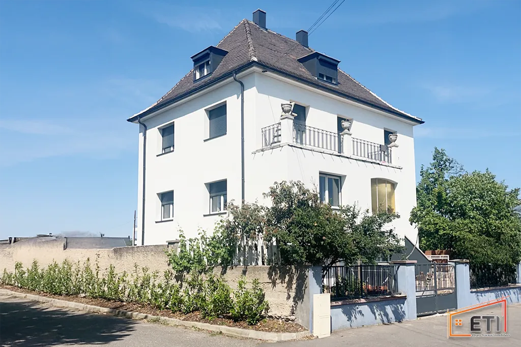 Installation réalisée par ETI - Elsass Travaux Immobilier - Isolation extérieure réalisé à Colmar, Haut-Rhin, Grand-Est Installation réalisée par ETI - Elsass Travaux Immobilier - Isolation extérieure réalisé à Colmar, Haut-Rhin, Grand-Est